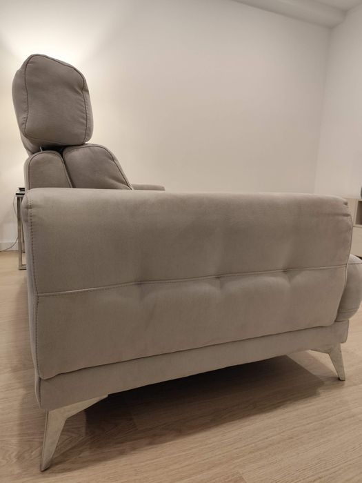 Sofá cinza/taupe Nebraska Moviflor - 2 lugares.