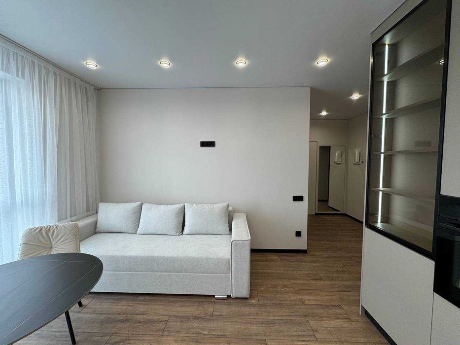 1 кімнатна квартира на Щасливому з ремонтом !