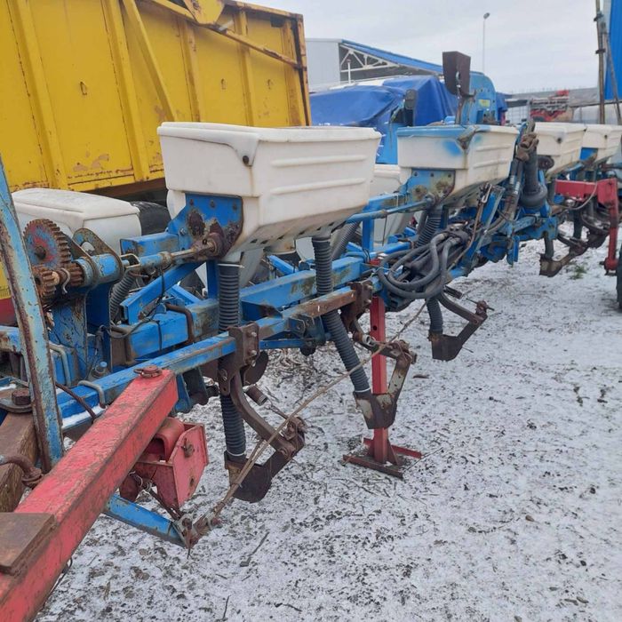 Продам  сівалку  СПН-8