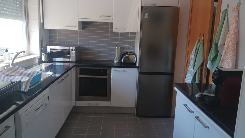 Apartamento T3 semi-novo- Alcobaça - zona histórica