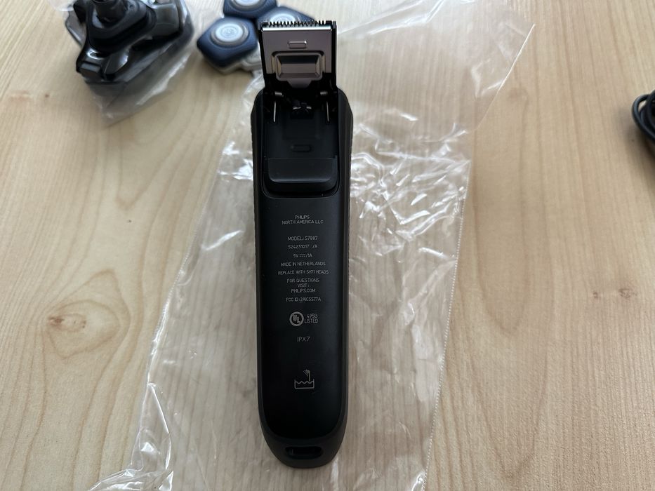 Електробритва Philips Norelco Shaver series 7000 S7887/82 Wet & Dry