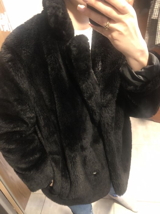 Kożuszek czarny krótki 36, 38, 40