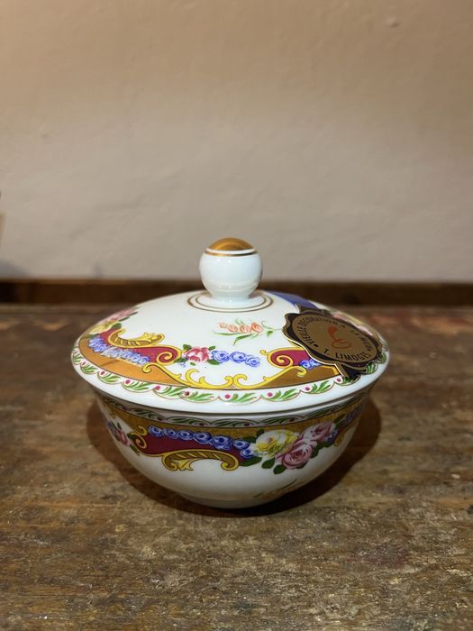 Caixa em Porcelana Limoges – Elle France – Nova