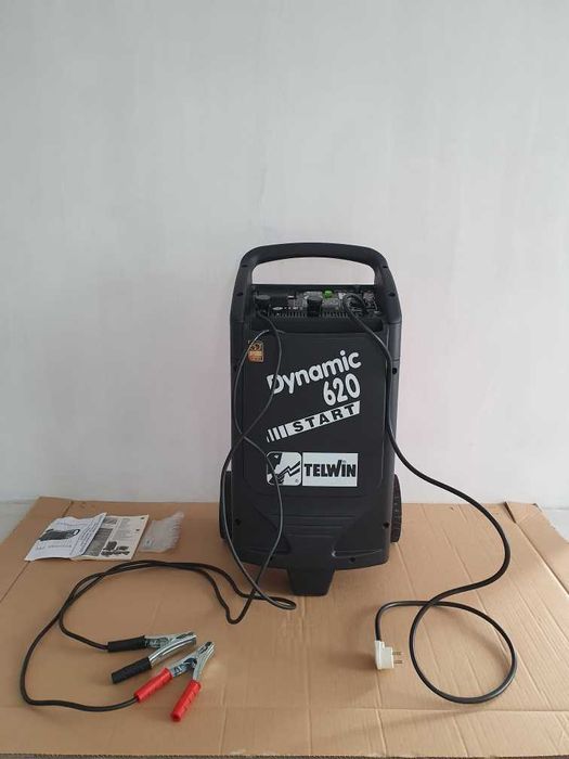 Prostownik TELWIN DYNAMIC 620 do ładowania oraz rozruchu 12 i 24 V aku