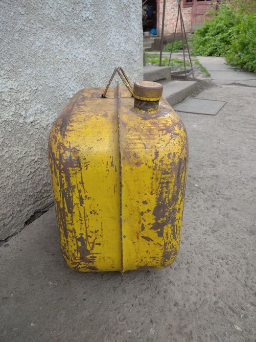 Канистра , каністра на 44 літри . Якість СССР