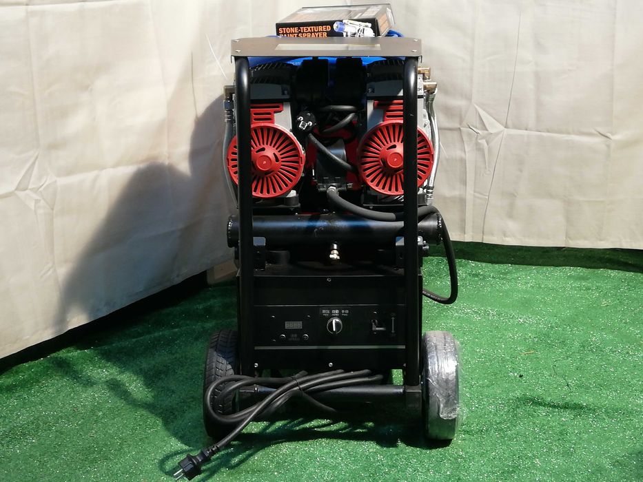 Máquina de Projetar Revestimento de Cortiça e Capoto