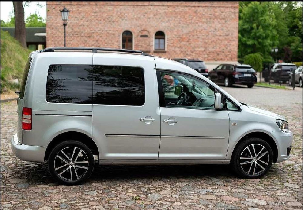Volkswagen Caddy 2013 року 1.6 дизель