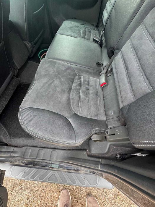 Nissan Navara 3.0 dCi V6 Auto 4x4 + Atrelado – Full Extras