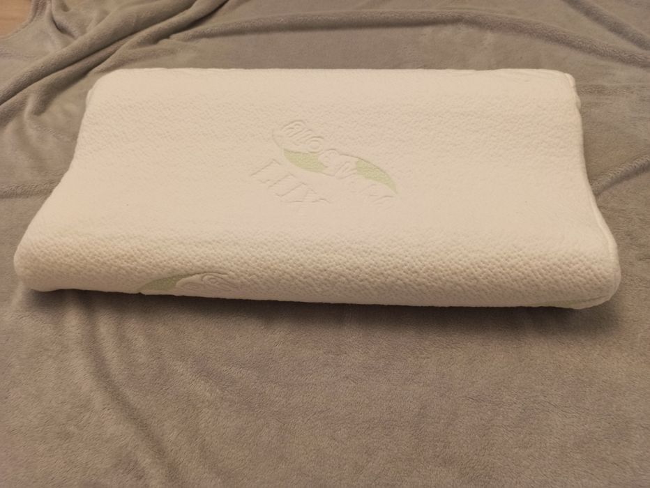 Poduszka ortopedyczna Kontur memory- aloe vera firmy Koło