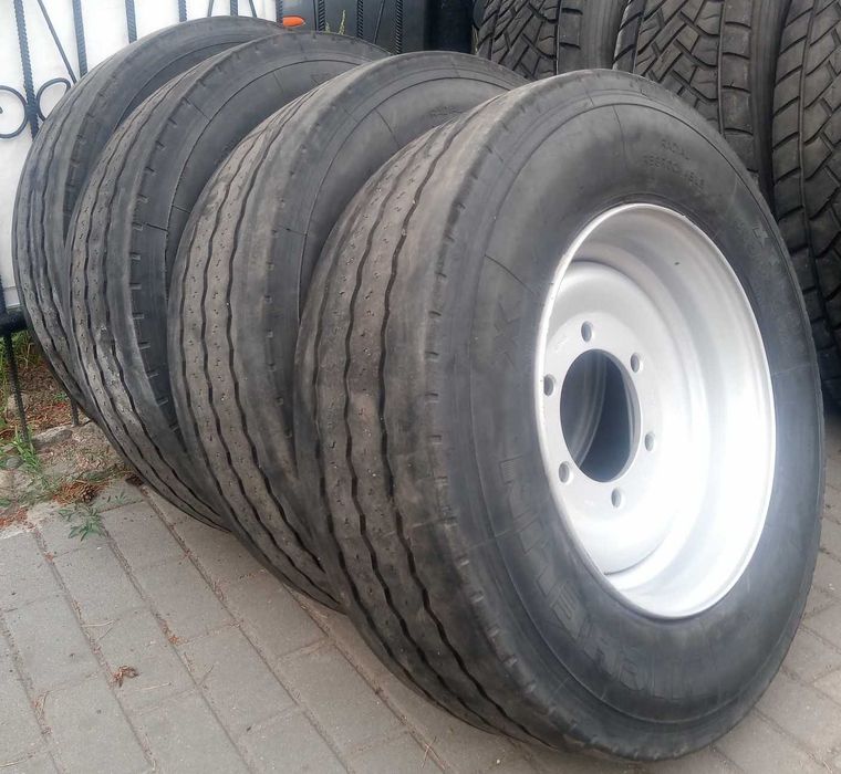 Koła bezdętkowe przyczepa D47 - 17.5 " 6 otworów