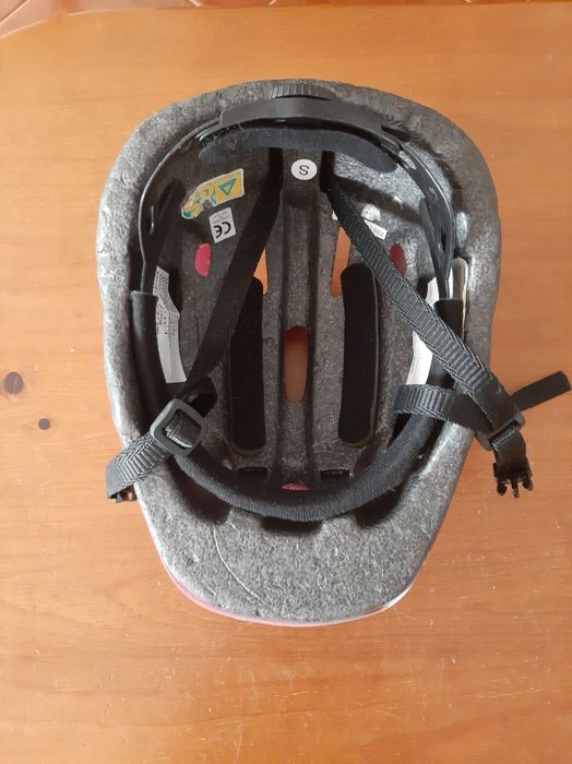 Capacete de protecção Barbie