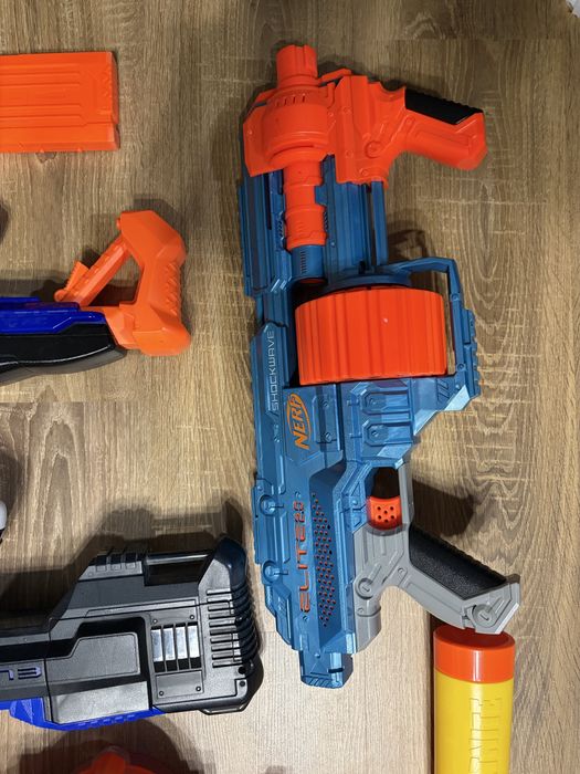 Игрушечный бластер Nerf