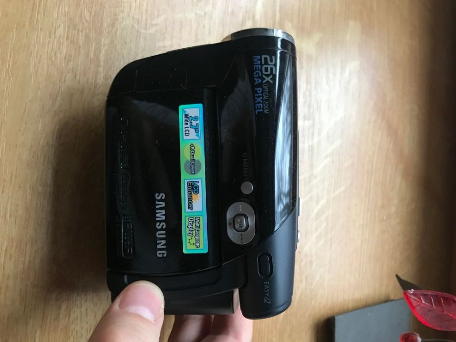 видеокамера Samsung dc575wb