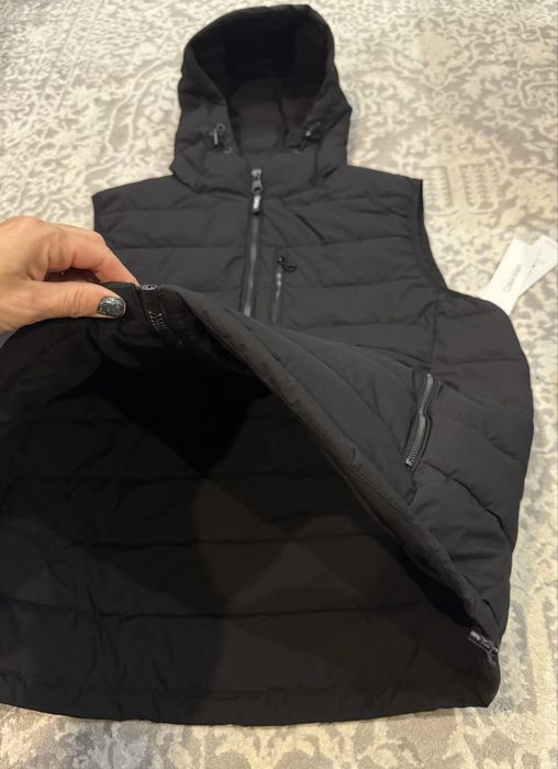 Жилетка чоловіча Calvin Klein M, XXL