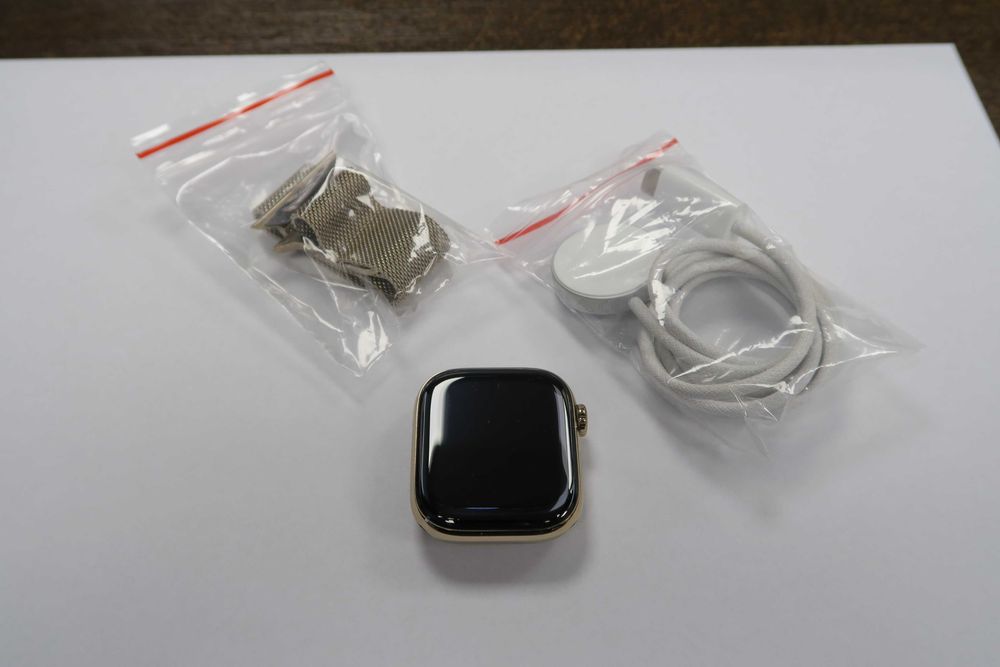 APPLE Watch Series 10 GPS +Cellular, 42mm, titanium gold, gwarancja
