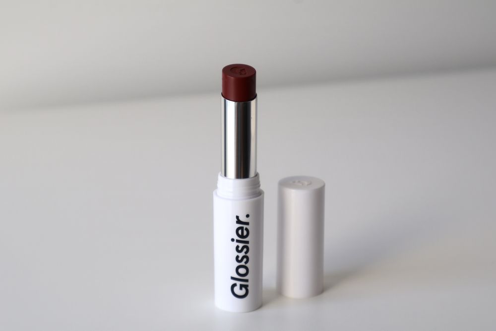 Conjunto 2 Batons Glossier – PORTES INCLUÍDOS