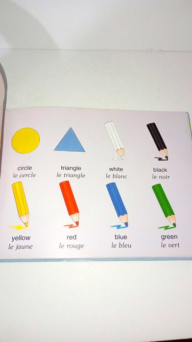 Mais Palavras engraçadas -Dicionário trilingue