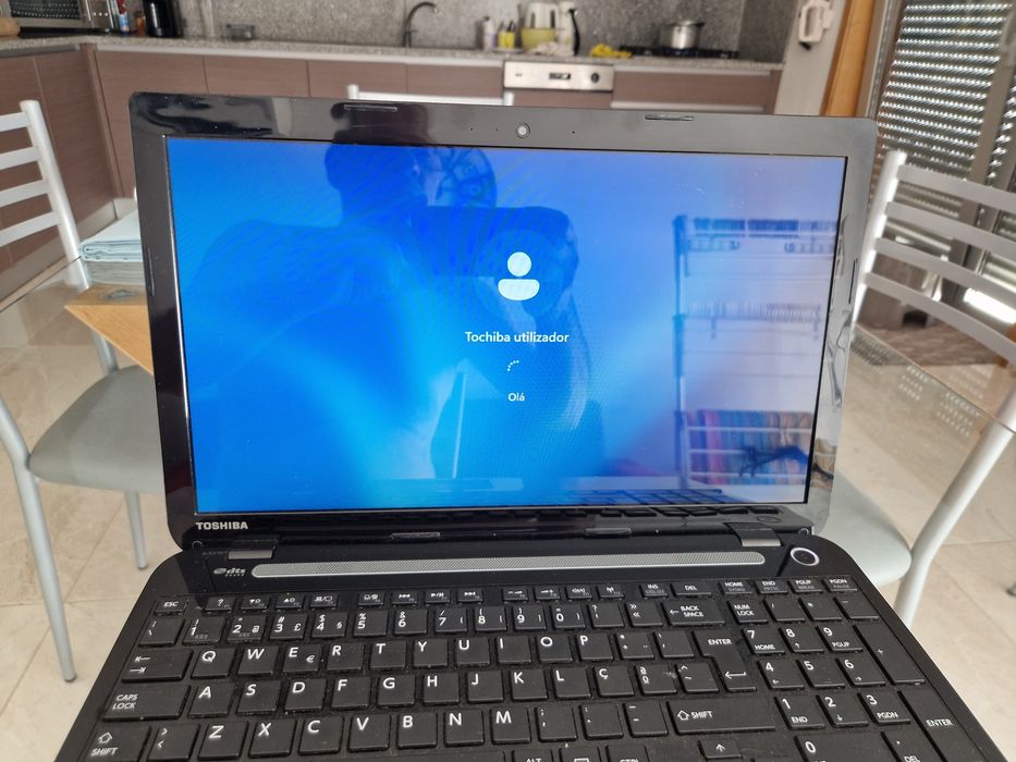 Toshiba satellite L50-A-1EF Corei5
