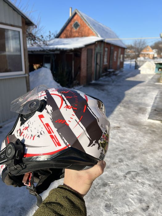 Шолом LS2 розмір М