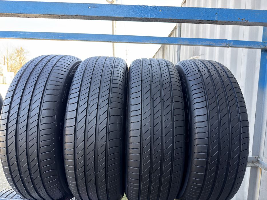 Шини демо 215/65 R17 Michelin 4шт