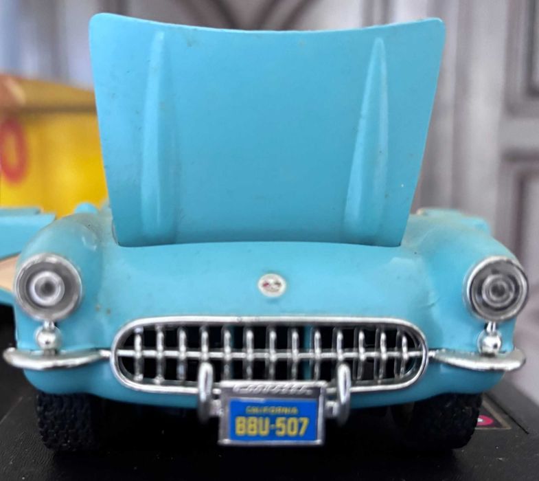 Chevrolet corvette 1957 burago 1524 1/24