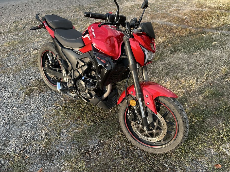 Продам lifan sr220