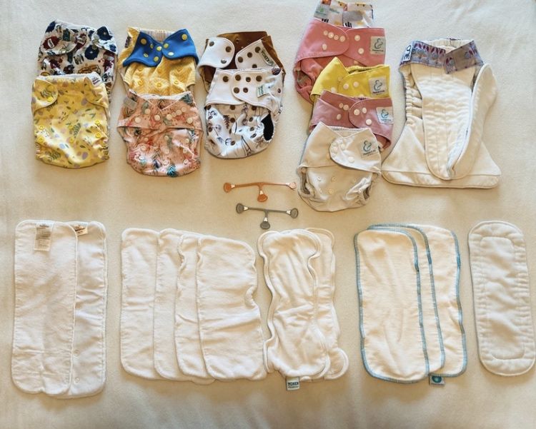 Fraldas reutilizáveis tamanho único (2,5kg-16kg)