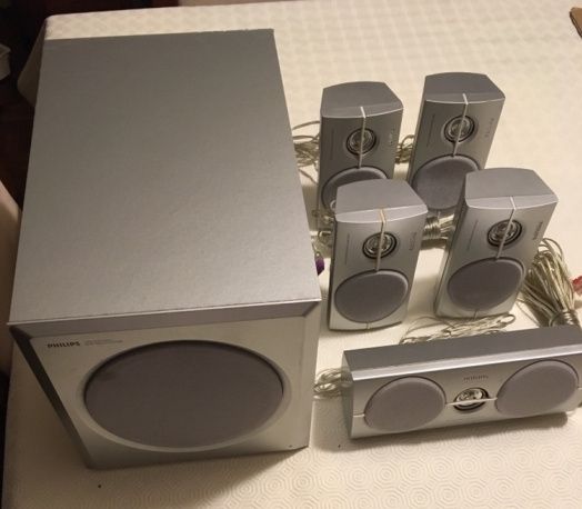 Home cinema Philips 5.1 inclui sub