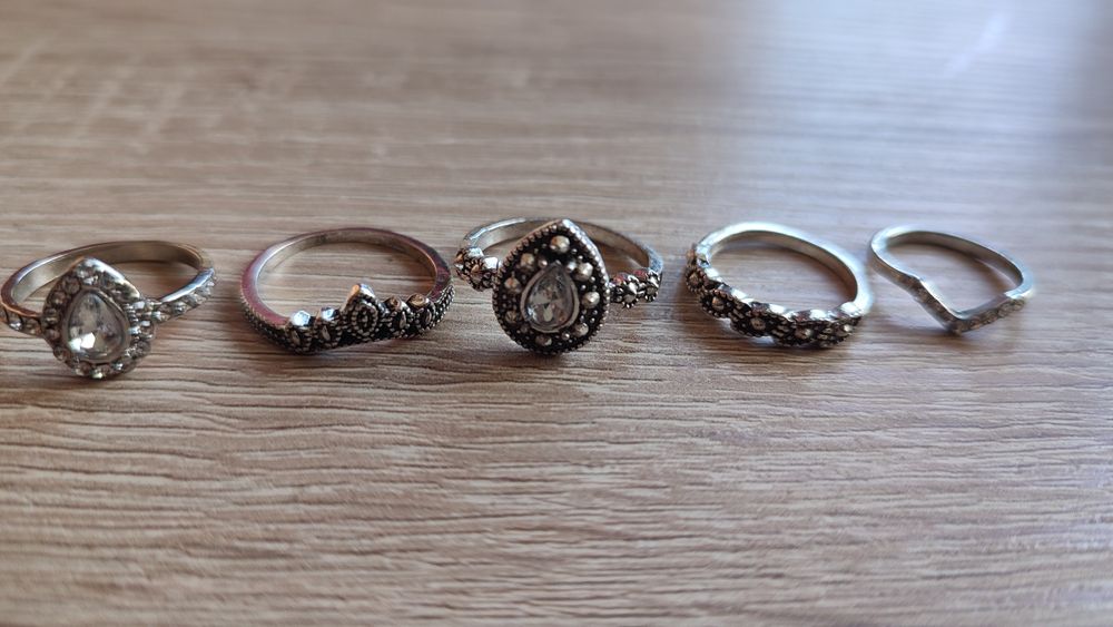 Zestaw pierścionków