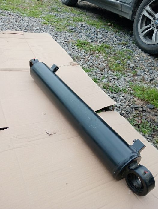 Siłownik podnoszenia głównego ramienia Palms 695