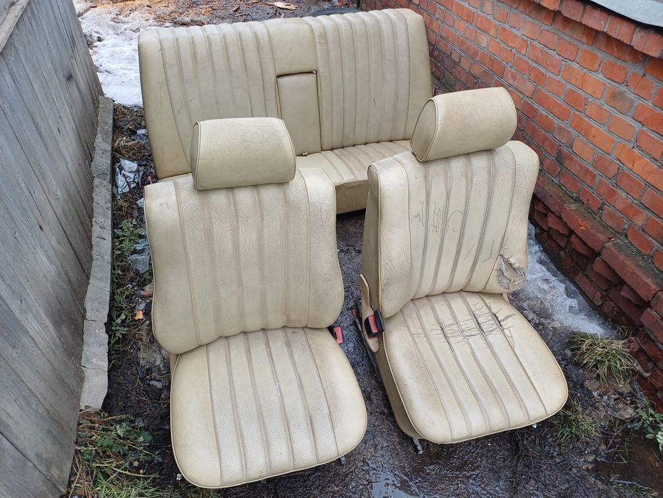 ‼️ Продам оригинальные сиденья Mercedes-Benz W123 салон белый кожа