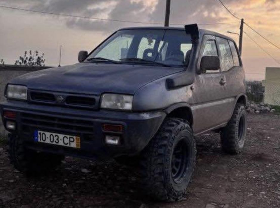 Nissan Terrano II