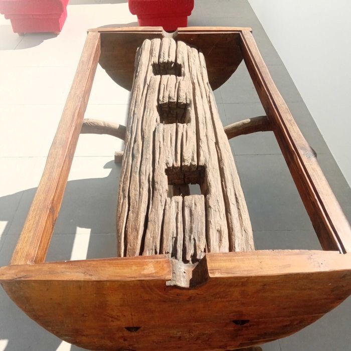 Mesa madeira maciça