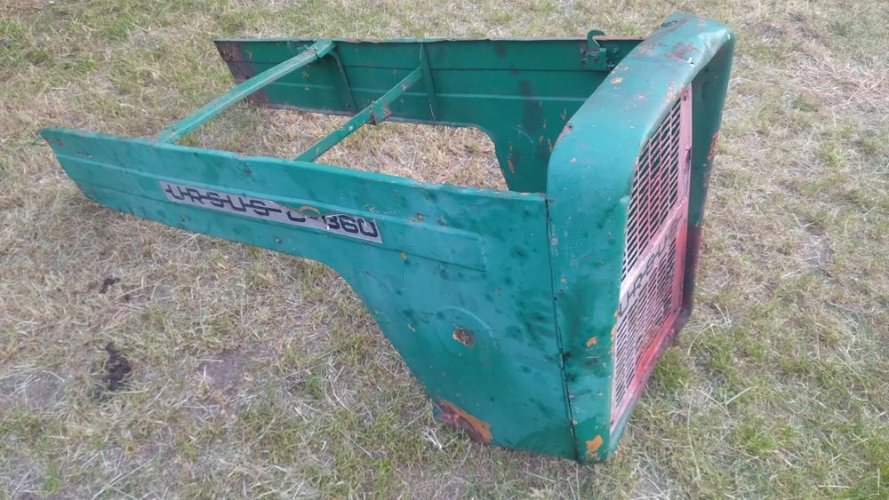 Maska grill atrapa ursus C-360 przód zamek