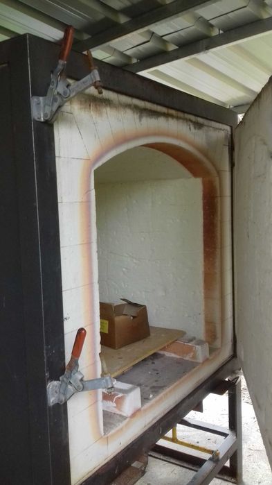 Forno Cerâmico a Gás - Vende-se ou troco por forno a gás mais pequeno.