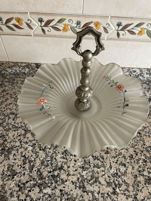 Fruteira em vidro e metal437073443669288961