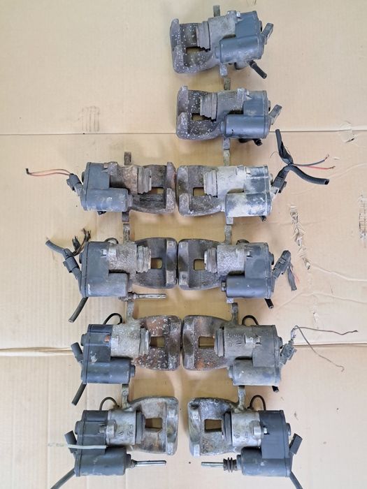 Супорт суппорт тормозний тормозной Passat B6 B7 задній задний електро