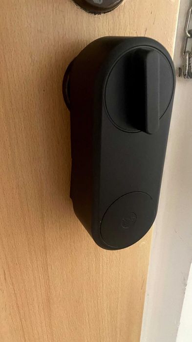 Zamek drzwi Yale - apple homekit , alexa