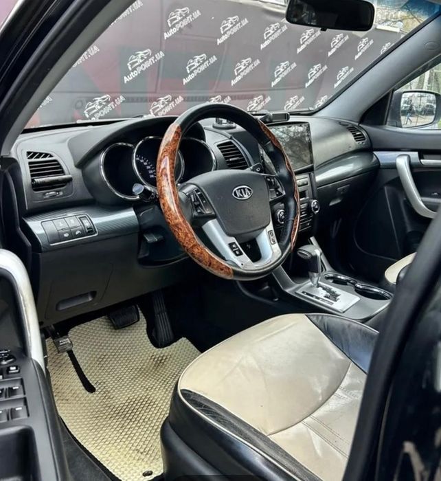 Kia Sorento 2011 VIN KNAKU814DB5170868 фото оголошення 19 з 24
