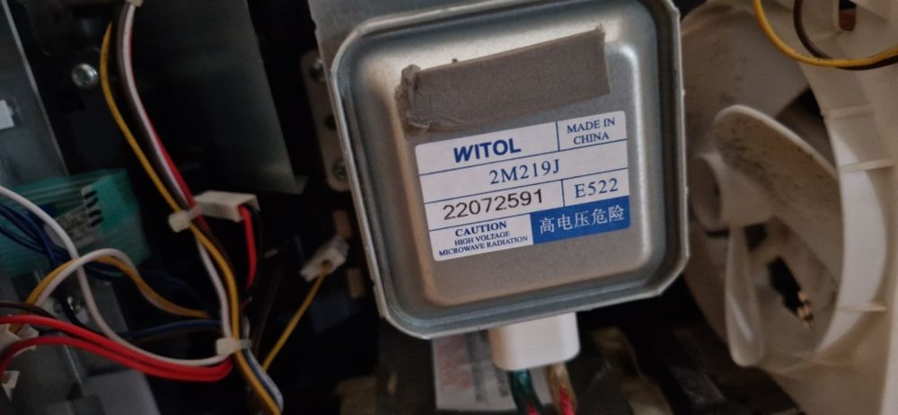 Mikrofalówka sharp r642