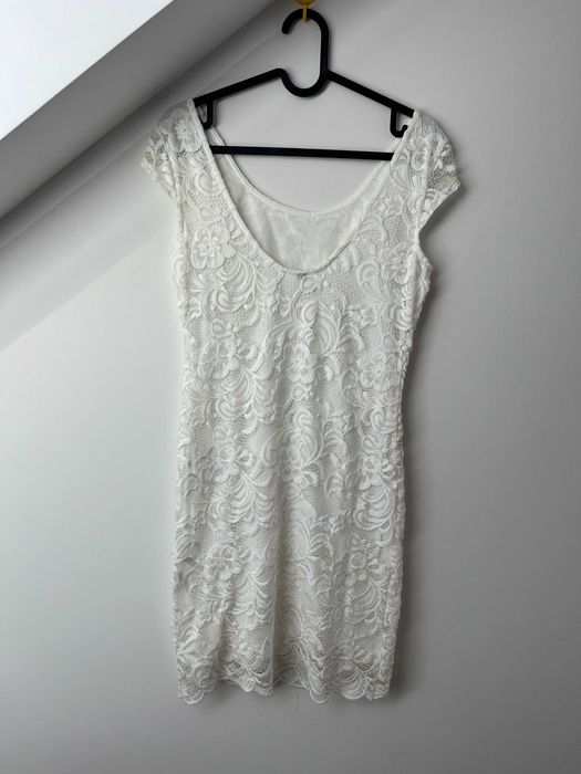 Sukienka na lato H&M biała rozmiar M Koronkowa wieczór panieński