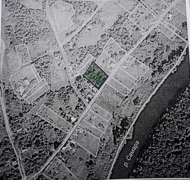 Продам приватизовану земельну ділянку біля річки