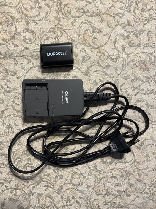 Carregador e bateria nova para câmara Canon