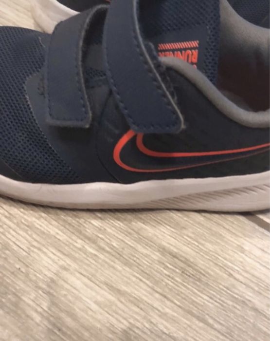 Adidasy Nike r. 25 buty sneakersy chłopięce na rzepy granatowe