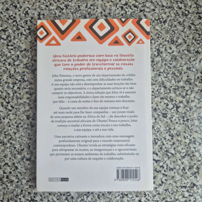 Livro totalmente novo" Ubuntu! " de Stephen C. Lundin e Bob Nelson