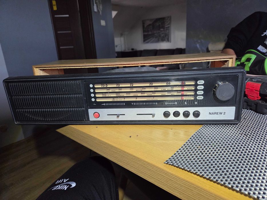 Radio NAREW 2 w dobrym stanie