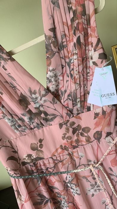 Guess сукня розмір повна S невелика М