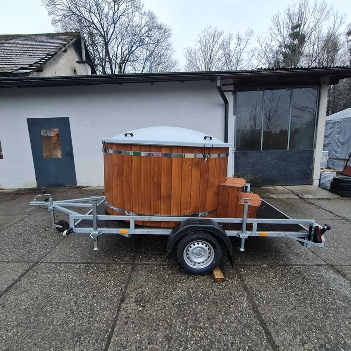 Balia ogrodowa na przyczepie, mobilna.