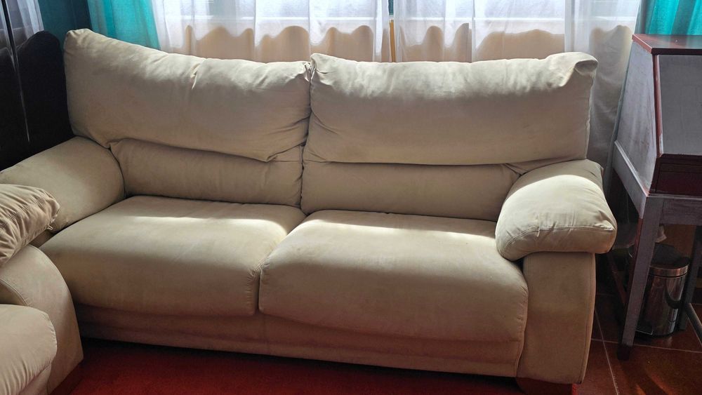 Sofás de qualidade (2 + 3 lugares, tambem a venda separados)
