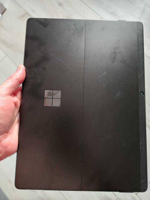 Microsoft Surface Pro X + LTE (1876) Platinum 13" 2880x1920 8/128Gb
